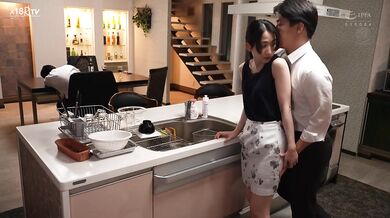 【中文字幕】愛を確かめたくて妻と絶倫の後輩を2人きりにして3時間…抜かずの追撃中出し計16発で妻を奪われた僕のNTR話